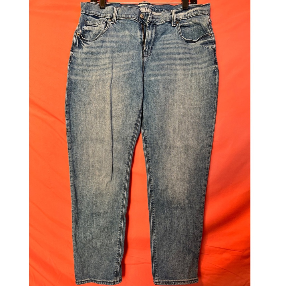 Wmns Old Navy Boyfriend Mid-Rise Light Wash Jean Size 12